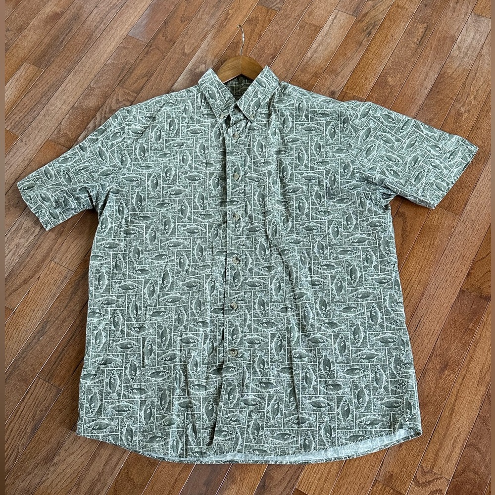 Woolrich men's short sleeve fish button up shirt sz large
